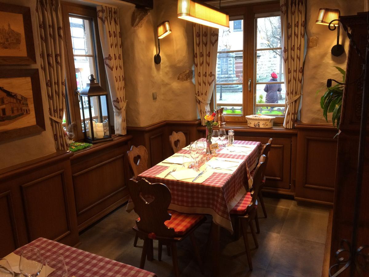 Auberge Des Trois Chateaux 엥기쉬하임 외부 사진