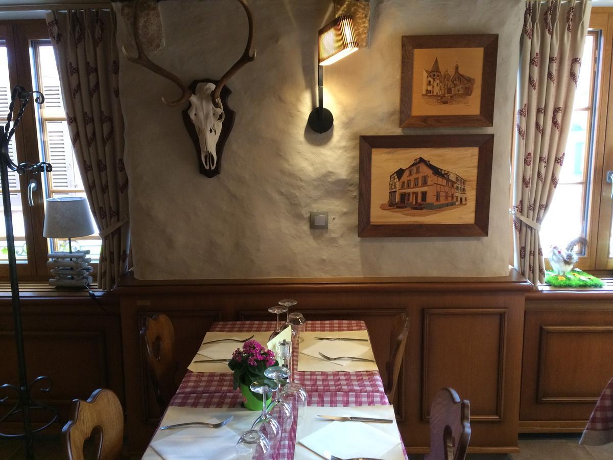 Auberge Des Trois Chateaux 엥기쉬하임 외부 사진